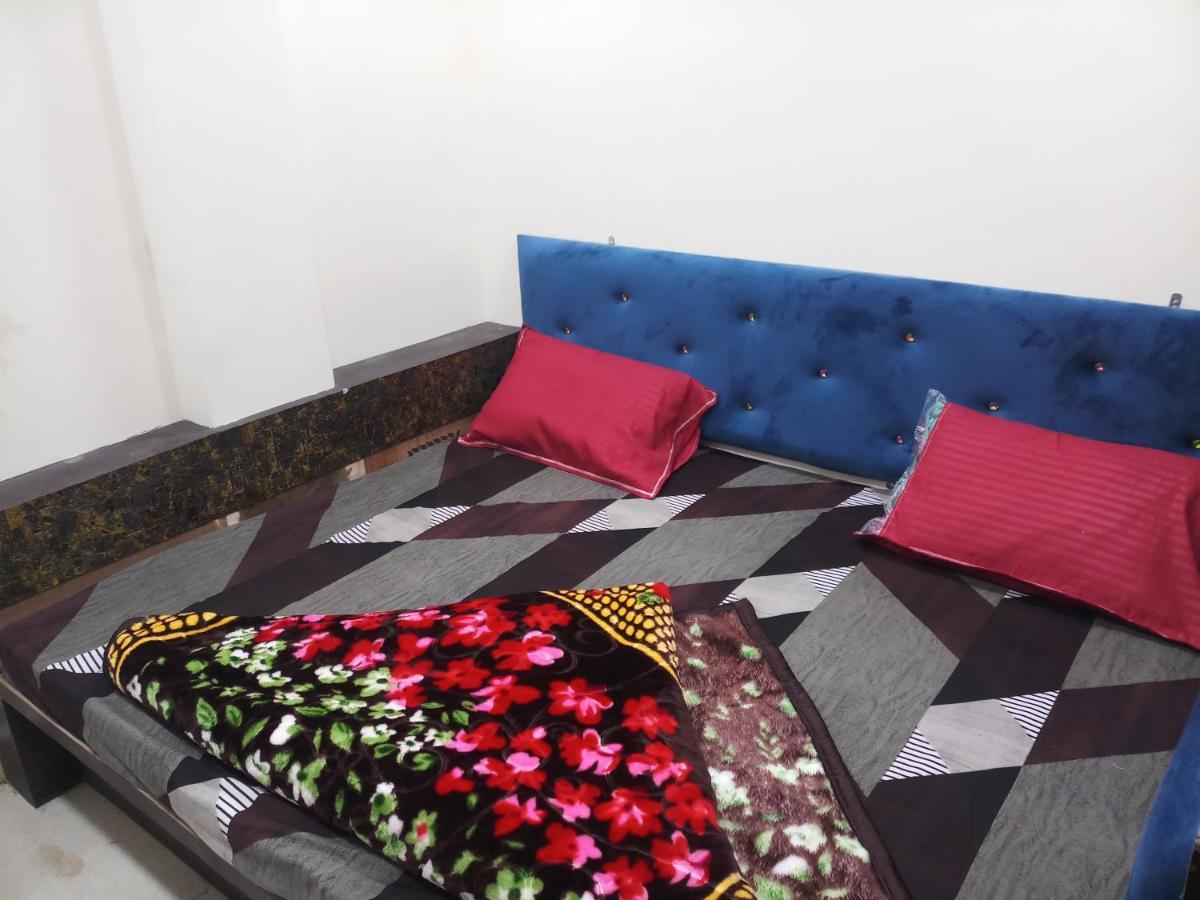 Hotel Blue Tower Inn Ujjain Zimmer foto