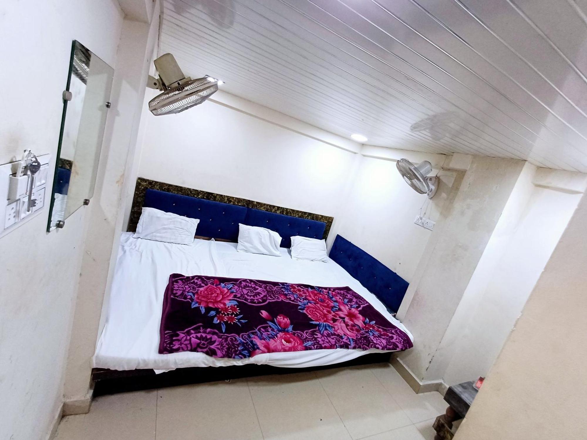 Hotel Blue Tower Inn Ujjain Exterior foto
